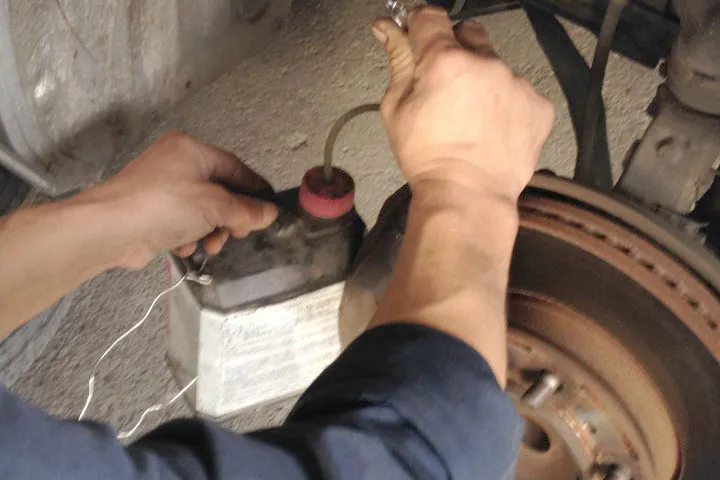 ブレーキオイル